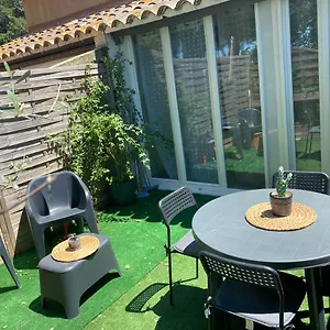 Appartement Un Duplex Pour 4 Personne Village Camarguais, Arles